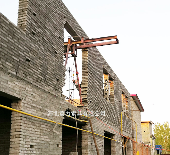 多功能电动提升机安装