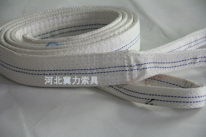 白色吊装带