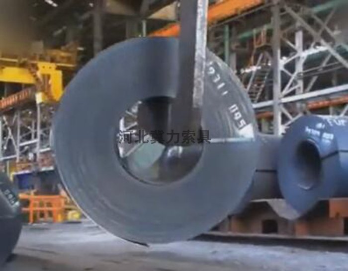 以往吊装圆形钢材