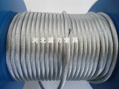 多功能电动提升机卷筒尺寸