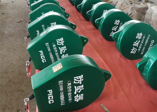 塔吊防坠器
