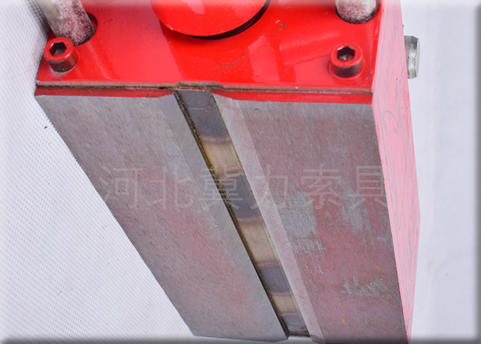 永磁起重器底部U型槽吸附力强
