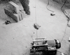 选择多功能电动提升机型号要