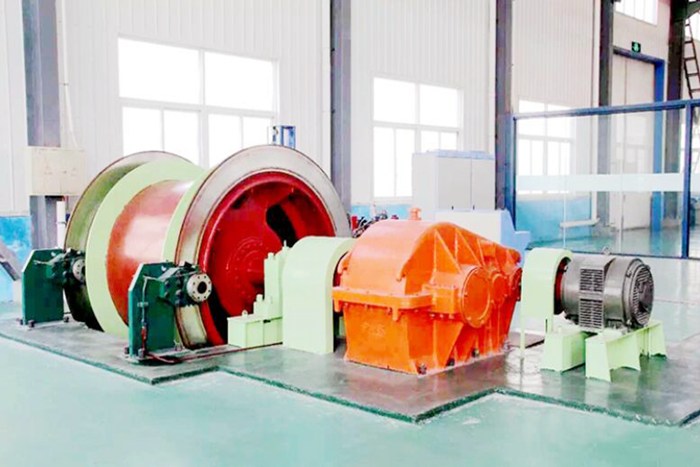 煤矿用卷扬机