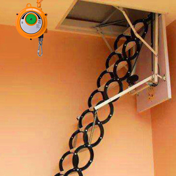 弹簧平衡器用于伸缩楼梯现场图