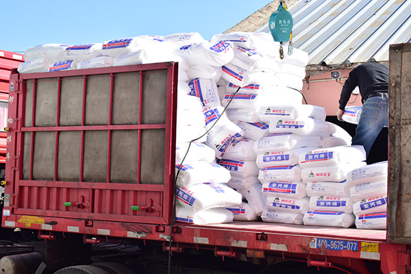 防坠器用于工厂装卸物料