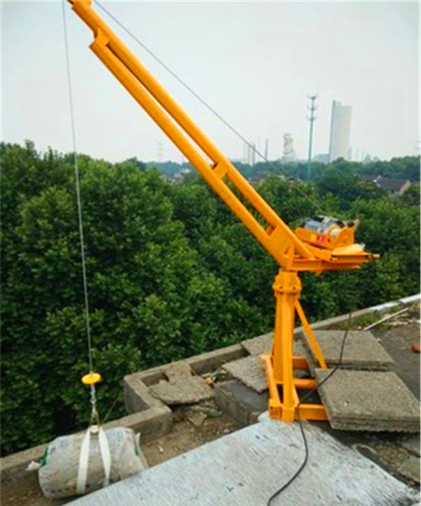 220V多功能提升机使用现场图
